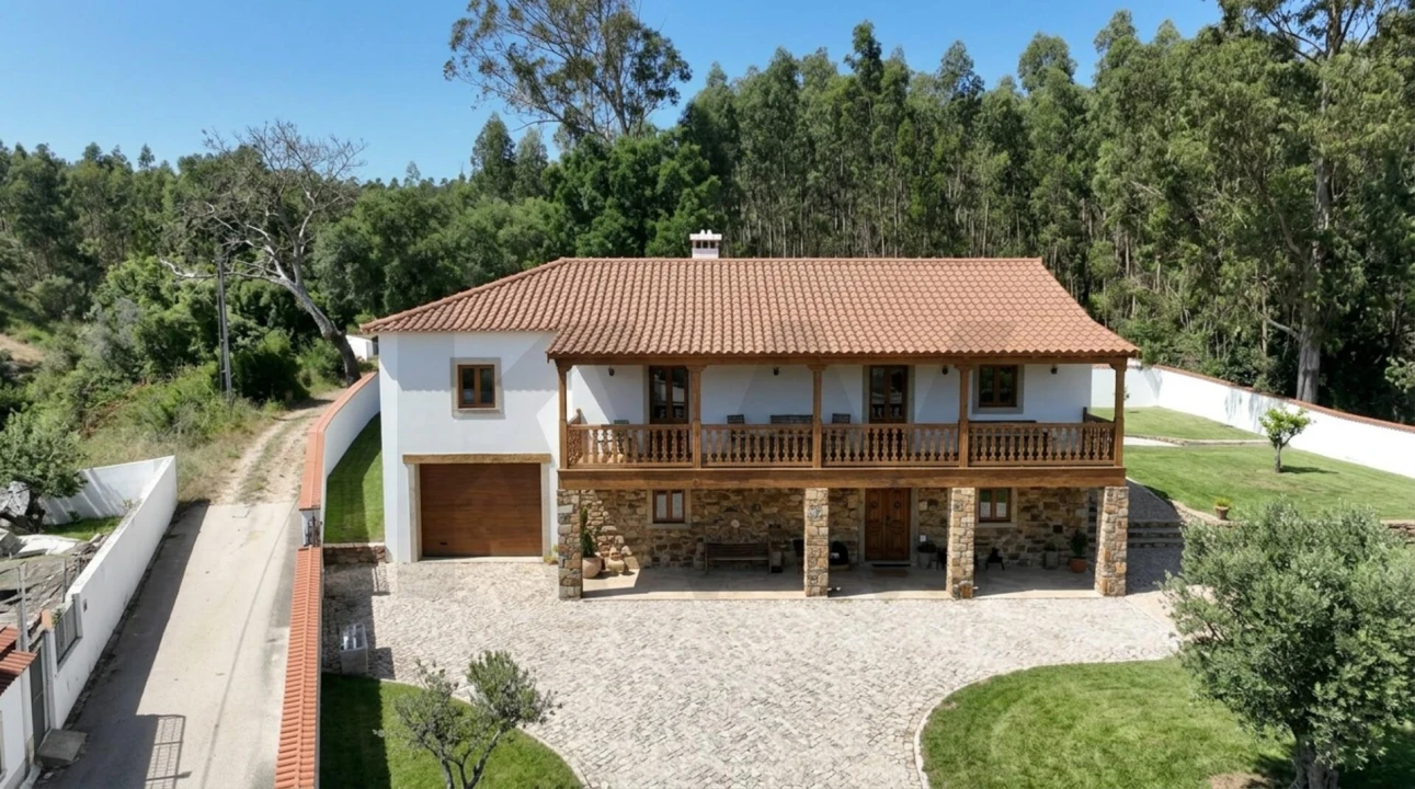 Moradia T2 para Venda em Malhou, Louriceira e Espinheiro Foto 2