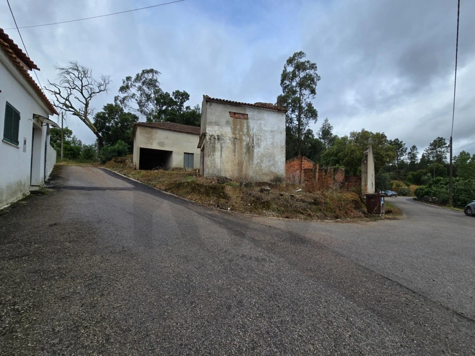 Moradia T2 para Venda em Malhou, Louriceira e Espinheiro Foto 3