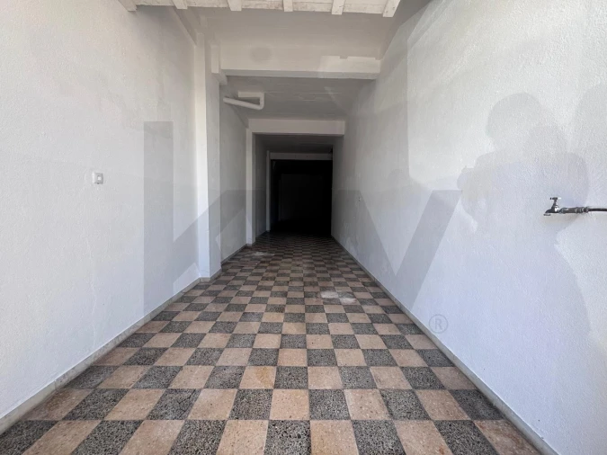 Armazém para Venda em Massamá e Monte Abraão Foto 6