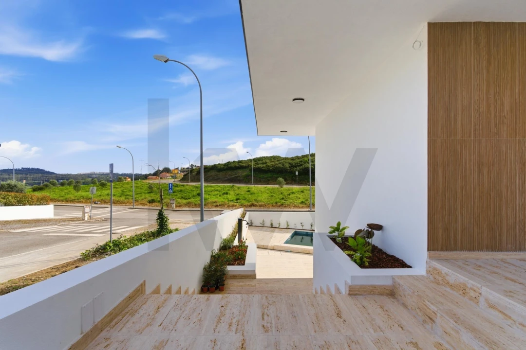 Moradia T3 para Venda em Queluz e Belas Foto 34