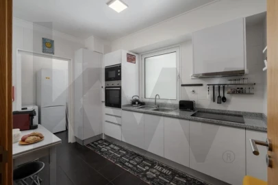 Apartamento T1 para Venda em Caniço