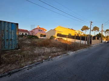 Terreno para Venda em Sesimbra (Castelo)
