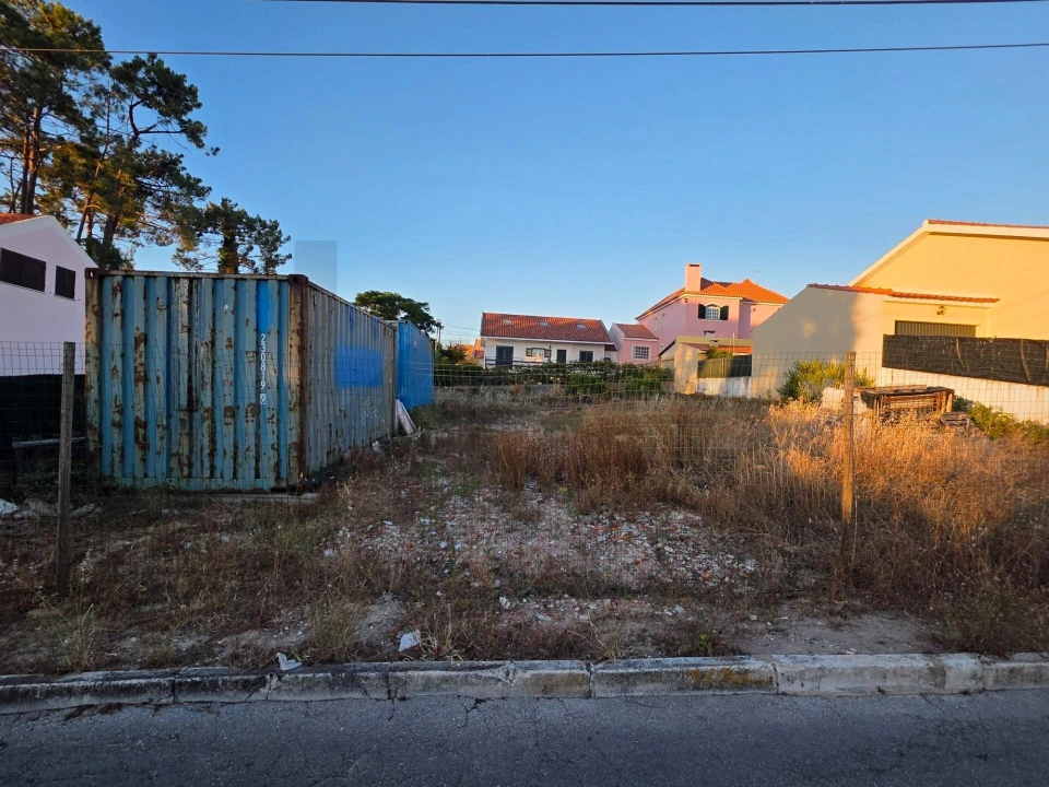Terreno para Venda em Sesimbra (Castelo) Foto 1