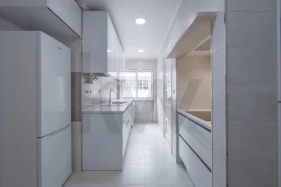 Apartamento T3 para Arrendamento em Oeiras e São Julião da Barra, Paço de Arcos e Caxias