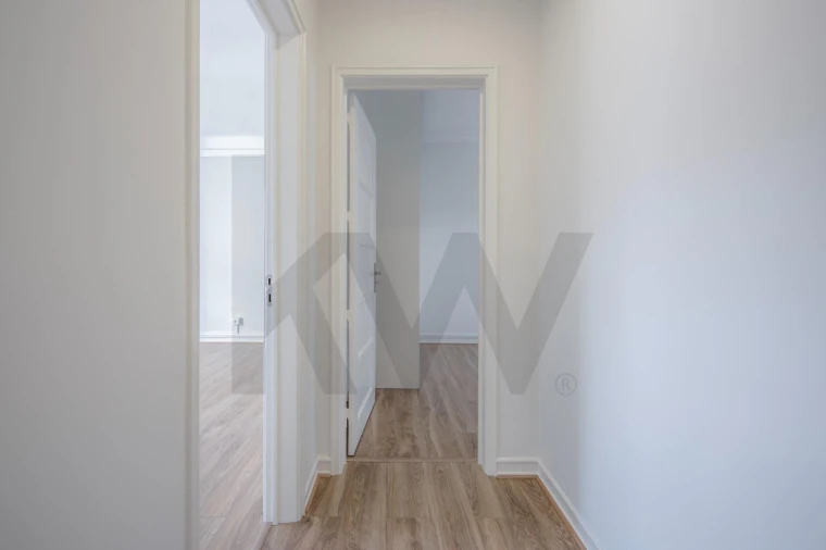 Apartamento T3 para Arrendamento em Oeiras e São Julião da Barra, Paço de Arcos e Caxias Foto 10