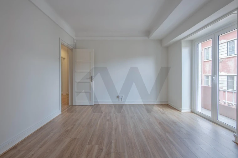 Apartamento T3 para Arrendamento em Oeiras e São Julião da Barra, Paço de Arcos e Caxias Foto 22
