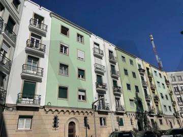 Apartamento T2 para Arrendamento em Penha de França