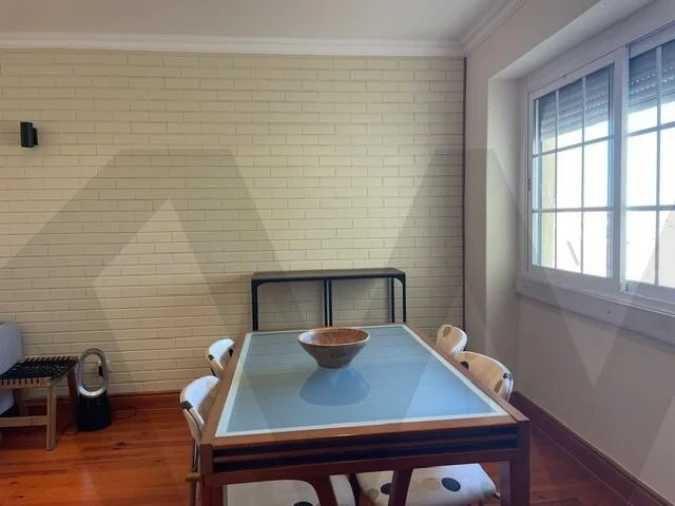 Apartamento T2 para Arrendamento em Penha de França Foto 4