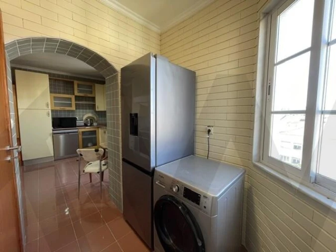 Apartamento T2 para Arrendamento em Penha de França Foto 18