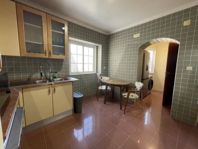 Apartamento T2 para Arrendamento em Penha de França Foto 10