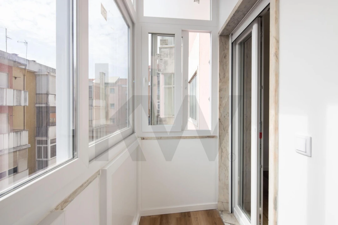 Apartamento T2 para Venda em Odivelas Foto 16