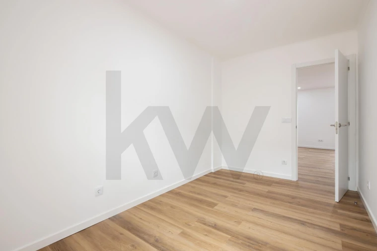 Apartamento T2 para Venda em Odivelas Foto 14