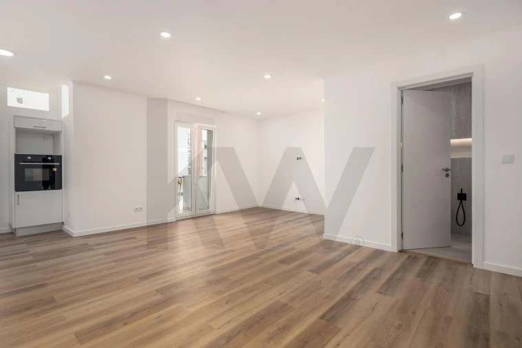 Apartamento T2 para Venda em Odivelas Foto 4