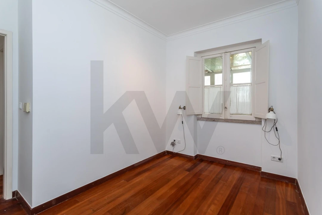 Apartamento T1 para Arrendamento em Estrela Foto 8