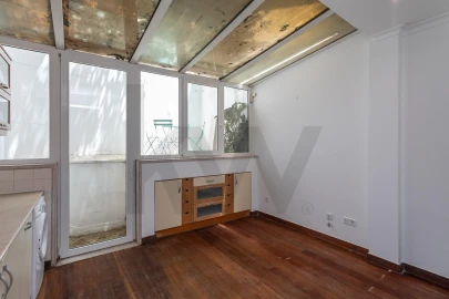 Apartamento T1 para Arrendamento em Estrela