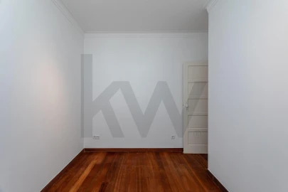 Apartamento T1 para Arrendamento em Estrela
