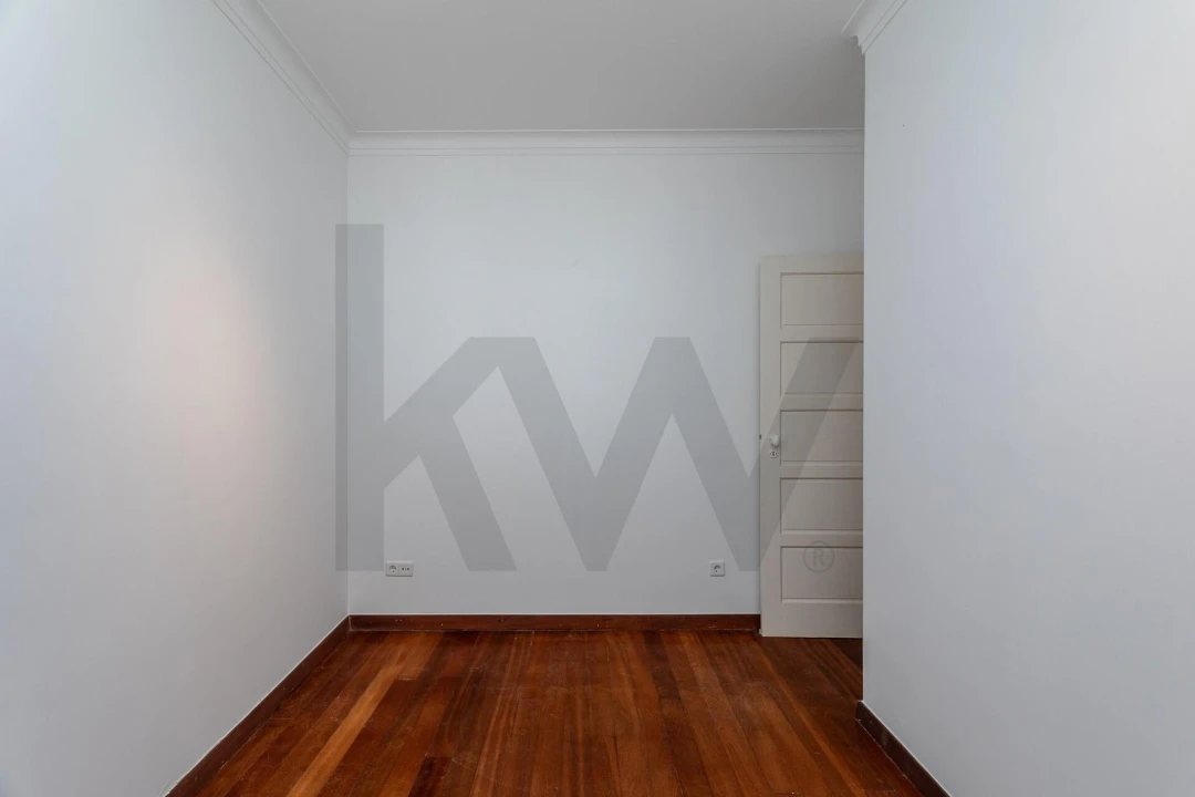 Apartamento T1 para Arrendamento em Estrela Foto 11