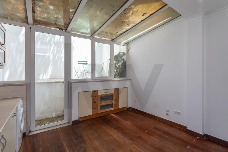 Apartamento T1 para Arrendamento em Estrela Foto 17