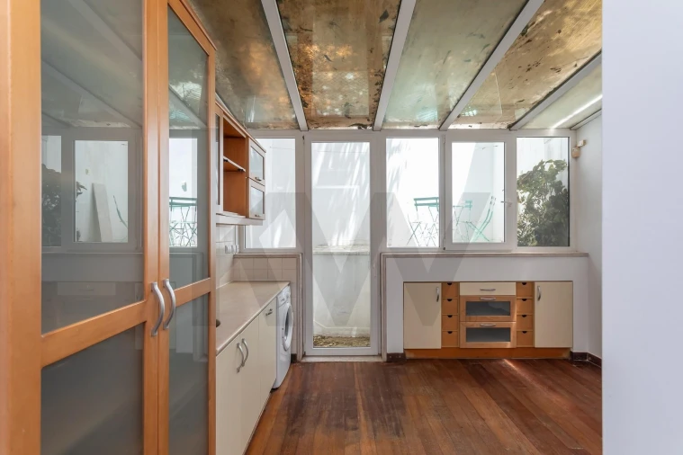 Apartamento T1 para Arrendamento em Estrela Foto 14