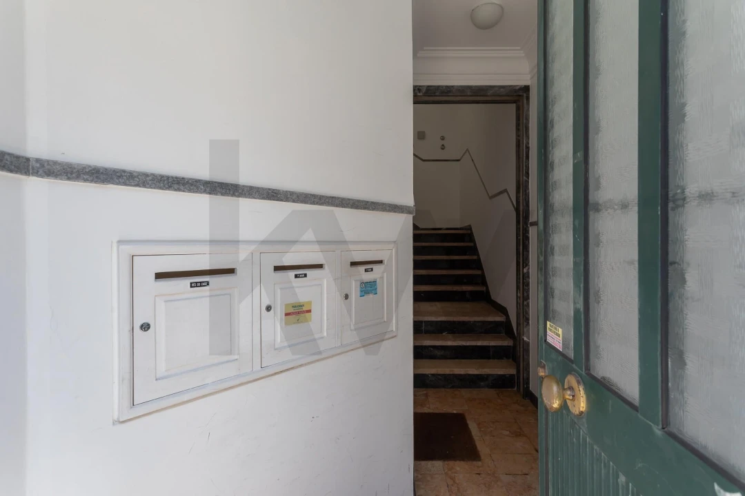 Apartamento T1 para Arrendamento em Estrela Foto 23