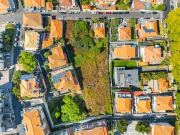 Terreno para Venda em Funchal (Santa Luzia)