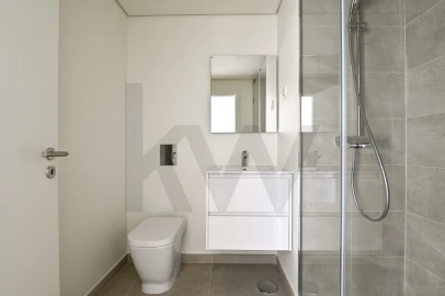 Apartamento T4 para Venda em Algés, Linda-A-Velha e Cruz Quebrada-Dafundo