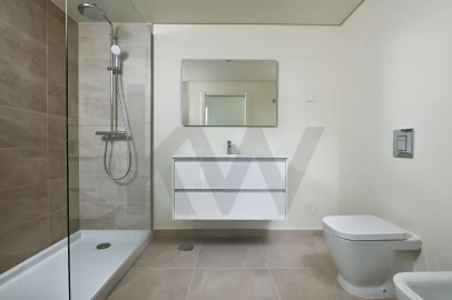 Apartamento T4 para Venda em Algés, Linda-A-Velha e Cruz Quebrada-Dafundo