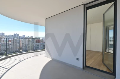 Apartamento T4 para Venda em Algés, Linda-A-Velha e Cruz Quebrada-Dafundo