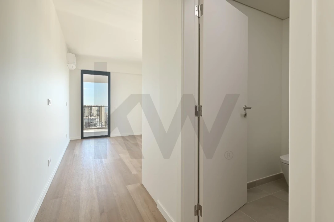 Apartamento T4 para Venda em Algés, Linda-A-Velha e Cruz Quebrada-Dafundo Foto 16
