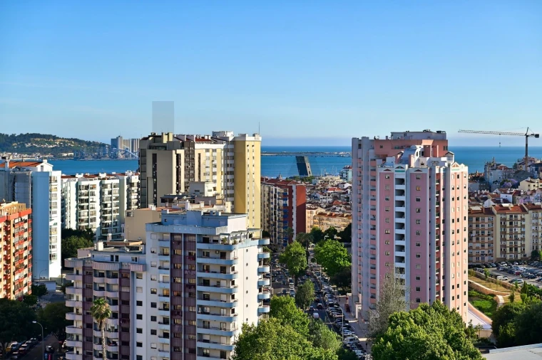 Apartamento T4 para Venda em Algés, Linda-A-Velha e Cruz Quebrada-Dafundo Foto 32