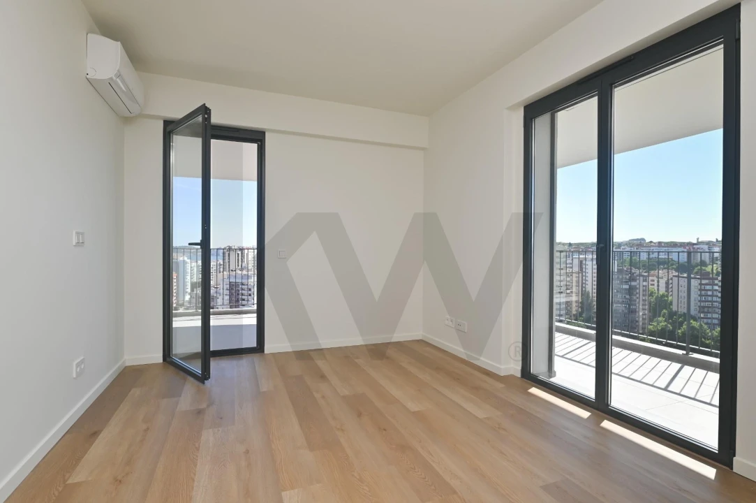 Apartamento T4 para Venda em Algés, Linda-A-Velha e Cruz Quebrada-Dafundo Foto 15