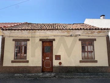Moradia T2 para Venda em Abrantes (São Vicente e São João) e Alferrarede