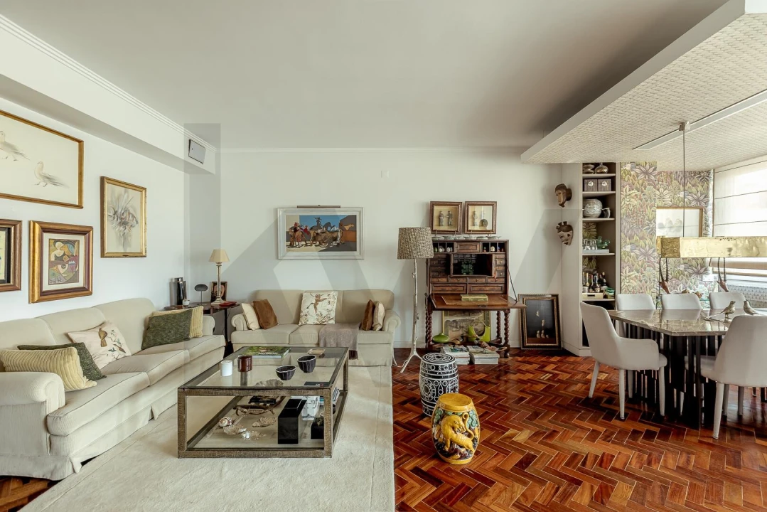 Apartamento T3 para Venda em Campolide Foto 7