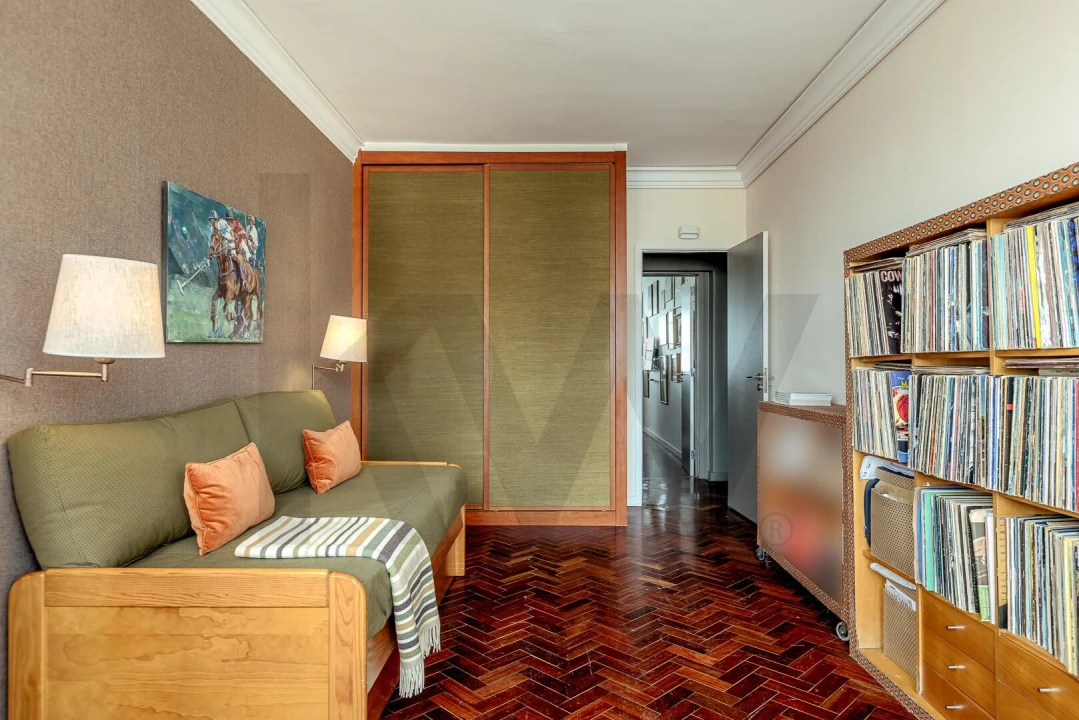 Apartamento T3 para Venda em Campolide Foto 36