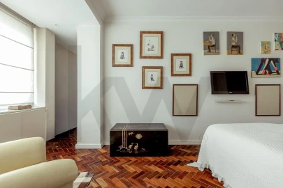 Apartamento T3 para Venda em Campolide