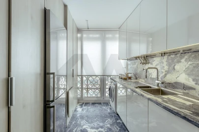 Apartamento T3 para Venda em Campolide