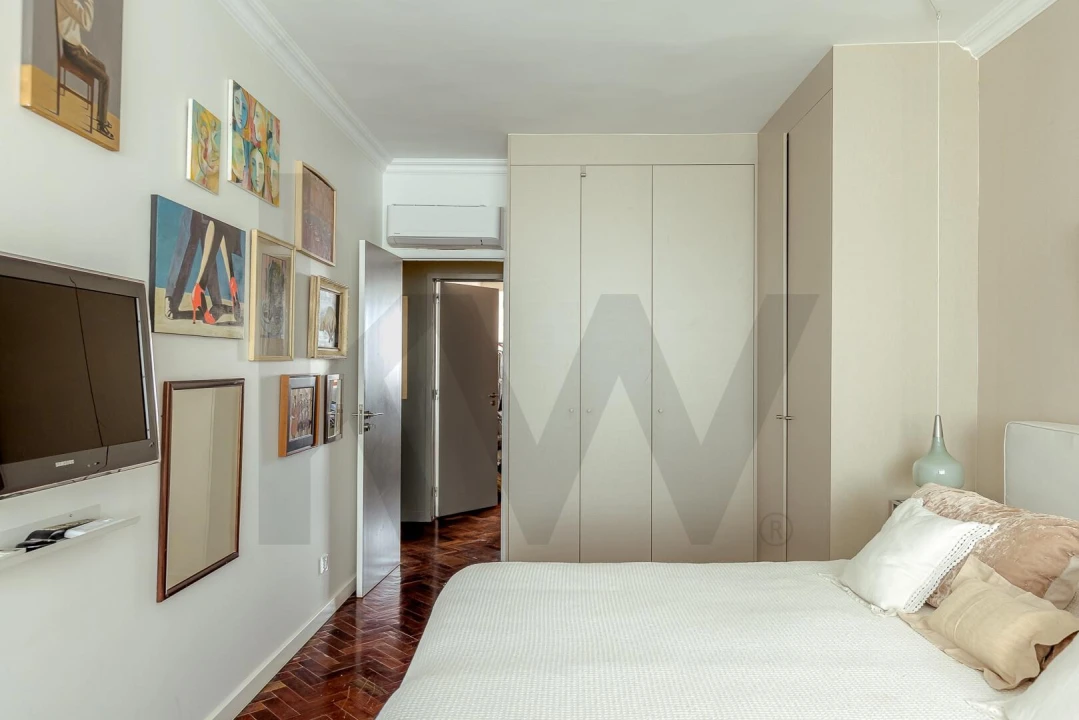 Apartamento T3 para Venda em Campolide Foto 43