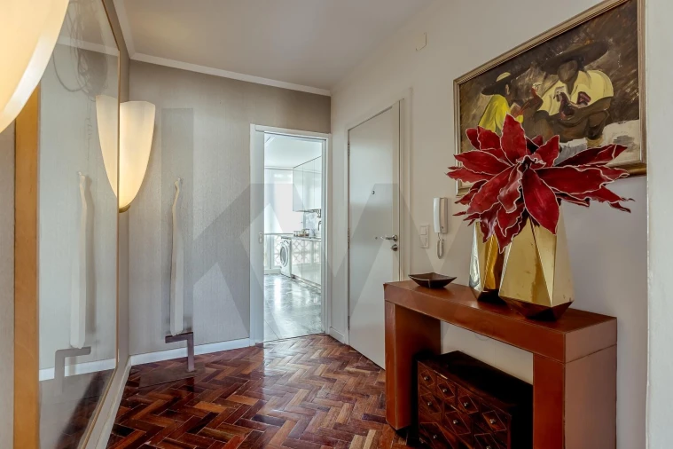 Apartamento T3 para Venda em Campolide Foto 18