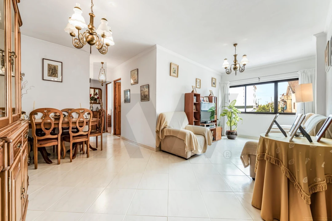 Apartamento T2 para Venda em São Domingos de Rana Foto 17