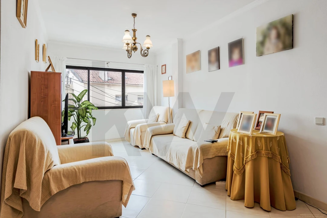 Apartamento T2 para Venda em São Domingos de Rana Foto 15