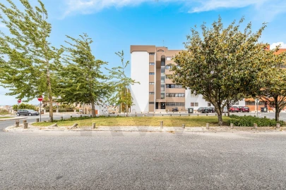 Apartamento T2 para Venda em São Domingos de Rana