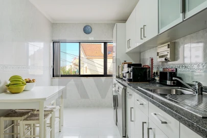 Apartamento T2 para Venda em São Domingos de Rana