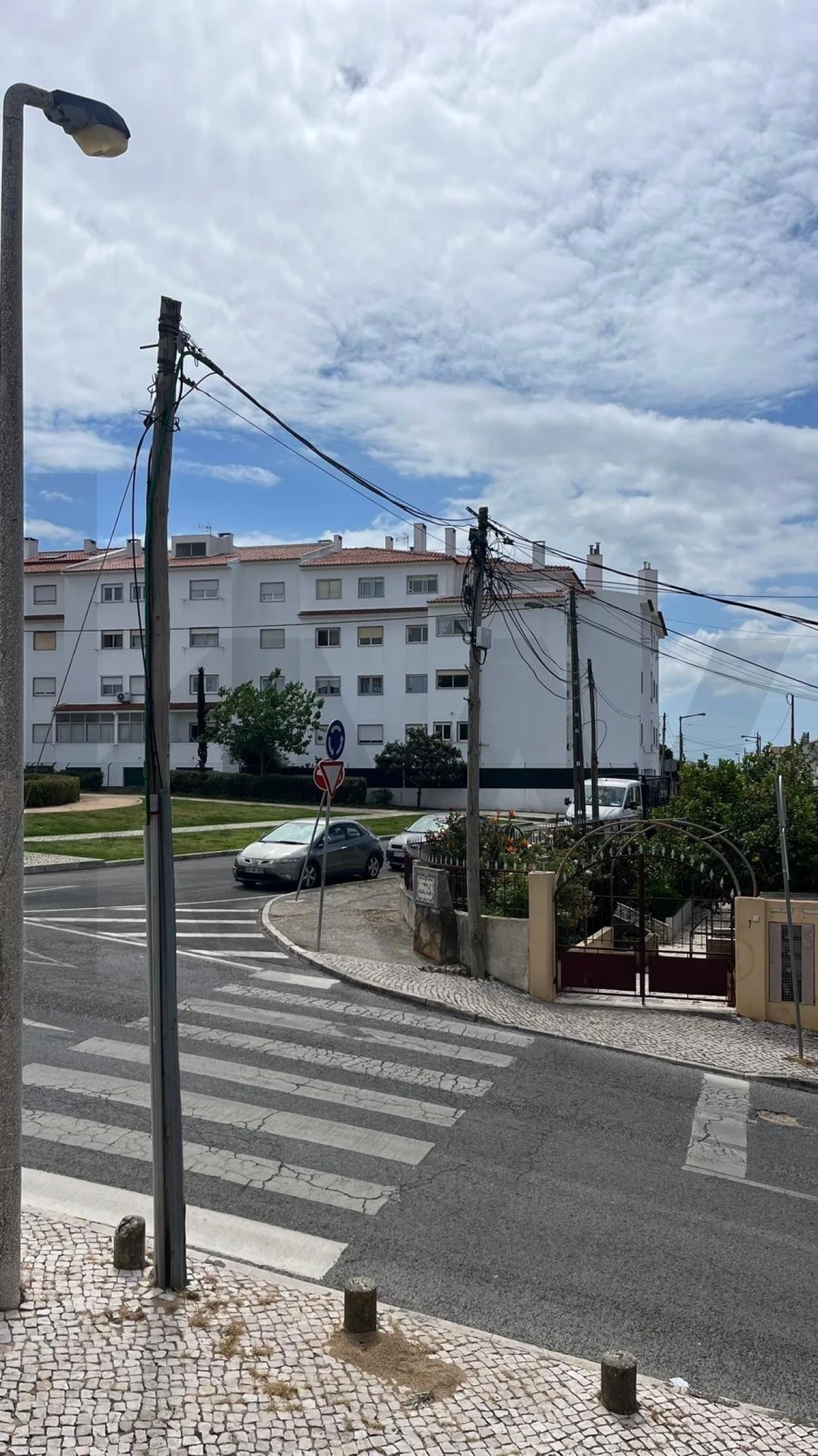 Apartamento T2 para Venda em São Domingos de Rana Foto 25