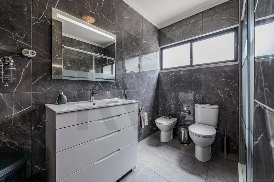 Apartamento T2 para Venda em São Domingos de Rana Foto 27