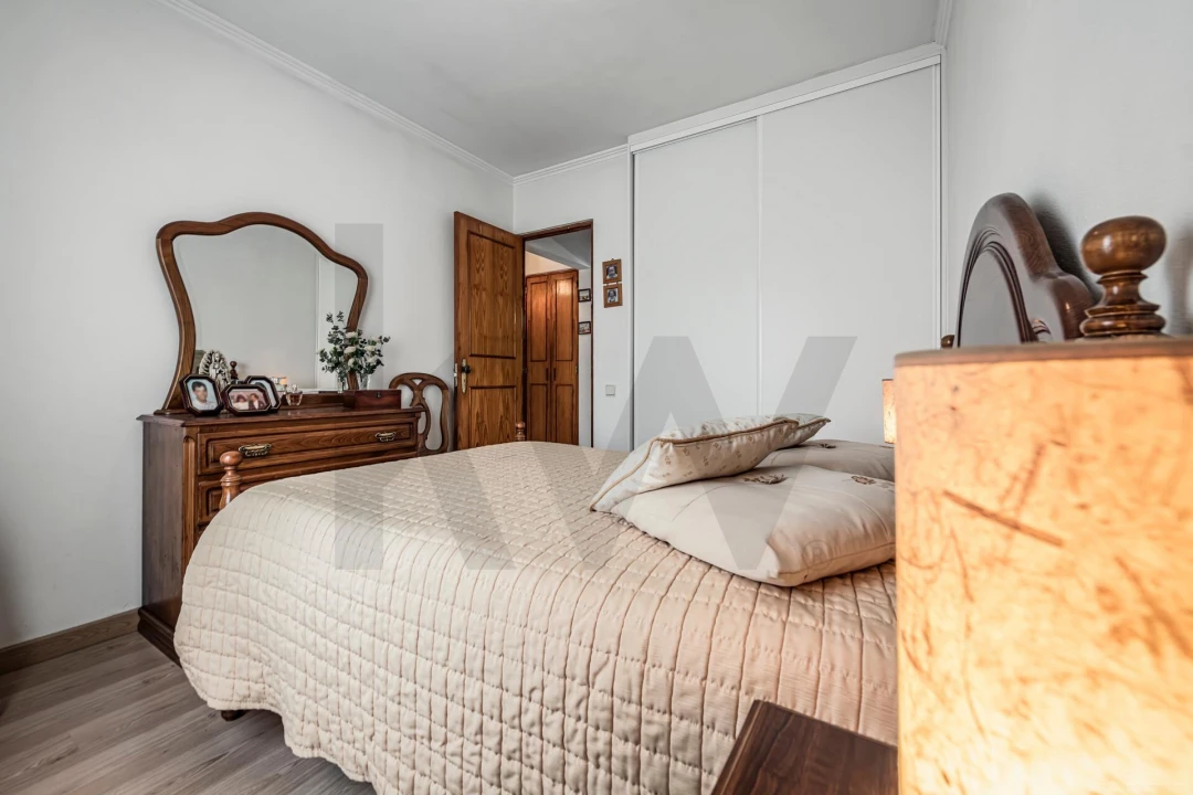 Apartamento T2 para Venda em São Domingos de Rana Foto 20