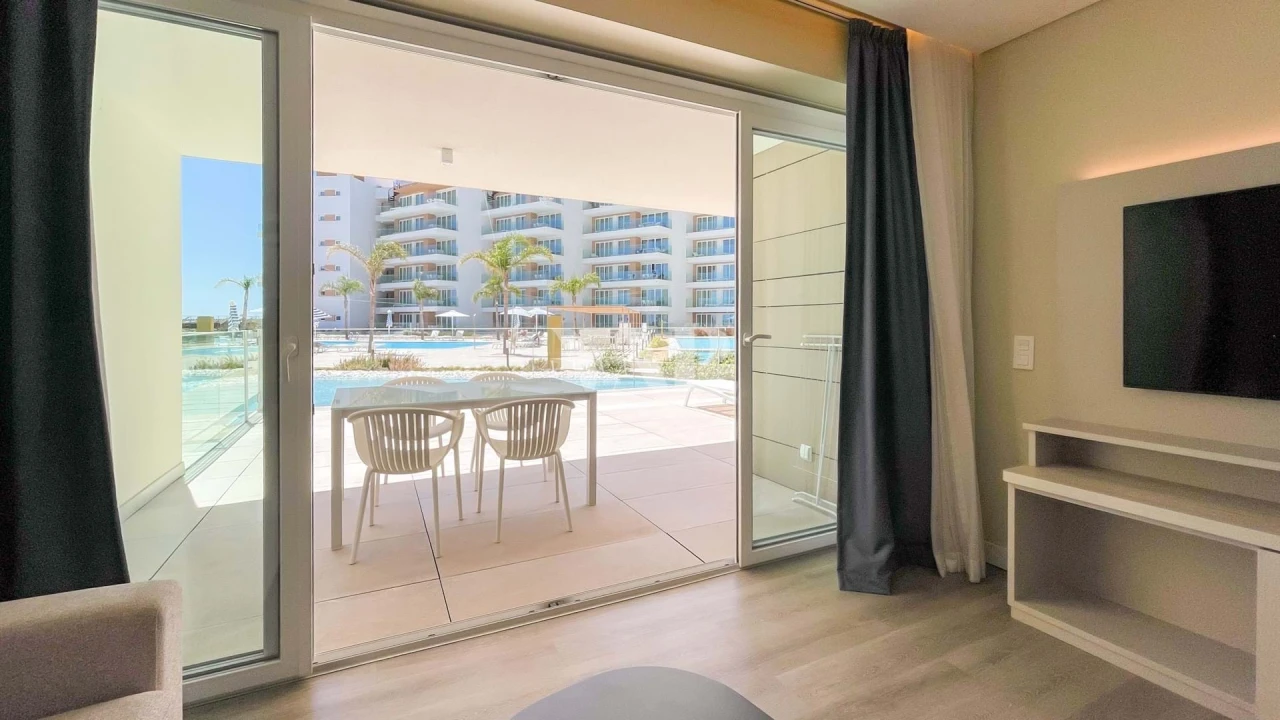 Apartamento T2 para Venda em Quarteira Foto 9
