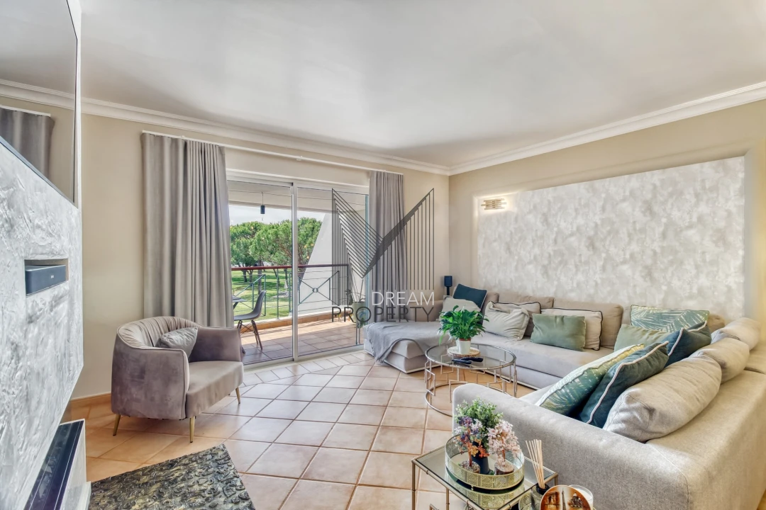 Apartamento T2 para Venda em Quarteira Foto 9
