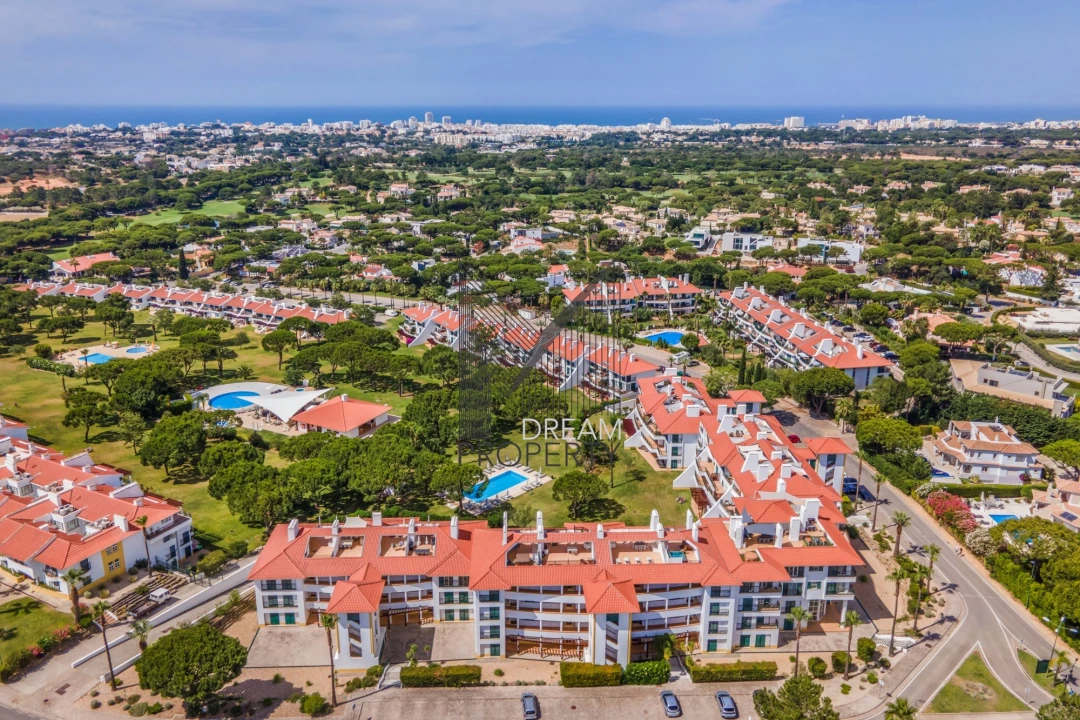 Apartamento T2 para Venda em Quarteira Foto 6