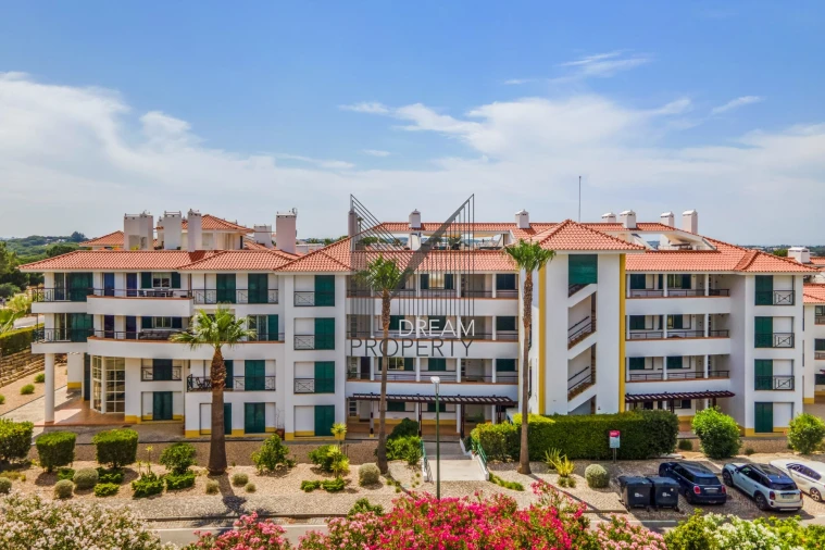 Apartamento T2 para Venda em Quarteira Foto 2