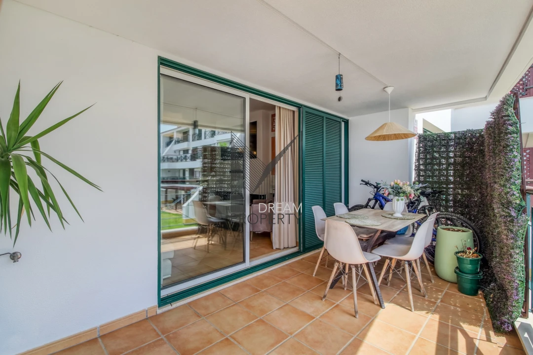 Apartamento T2 para Venda em Quarteira Foto 16